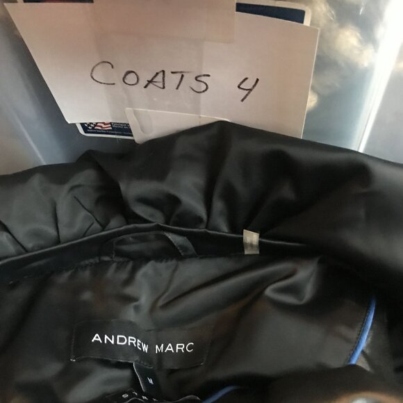 Andrew Marc Womens M Black Down Puffer Coat Stretch Jacket Short - Picture 13 of 13